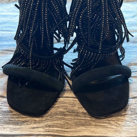 Steve Madden Black Suede Stilettos with 3 Tiers of Stone Covered Fringe 8.5 - Picture 6 of 10
